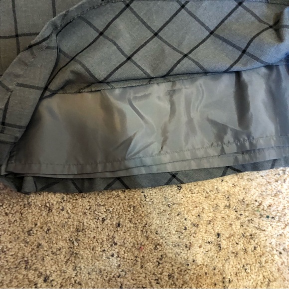 Skirt - Picture 2 of 8